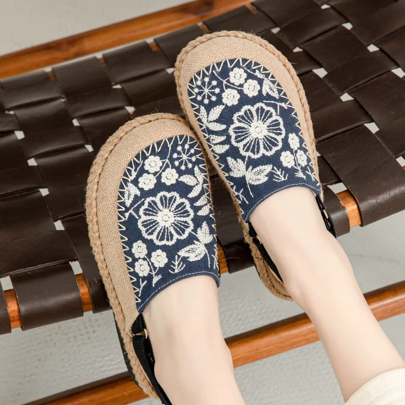 中国風ファッションレディースベアフットシューズモノクロ刺繍花 - Ethnic Chic Fashion のレビューと価格