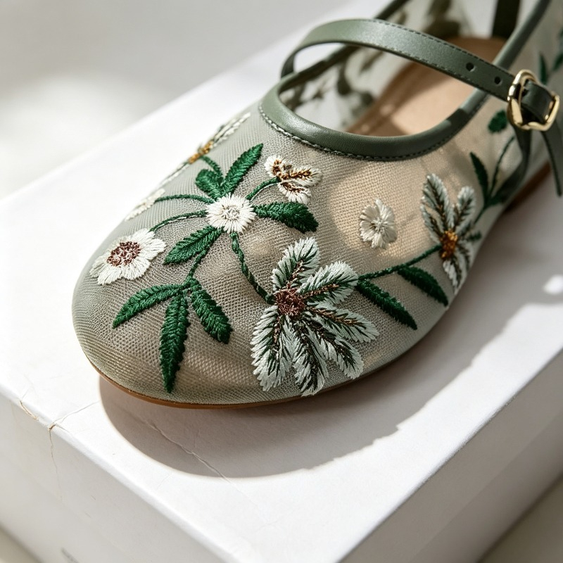 メッシュ刺繍レジャーバレエフラット女性通気性ブランドサンダル - Ethnic Fashion Brand のレビューと価格