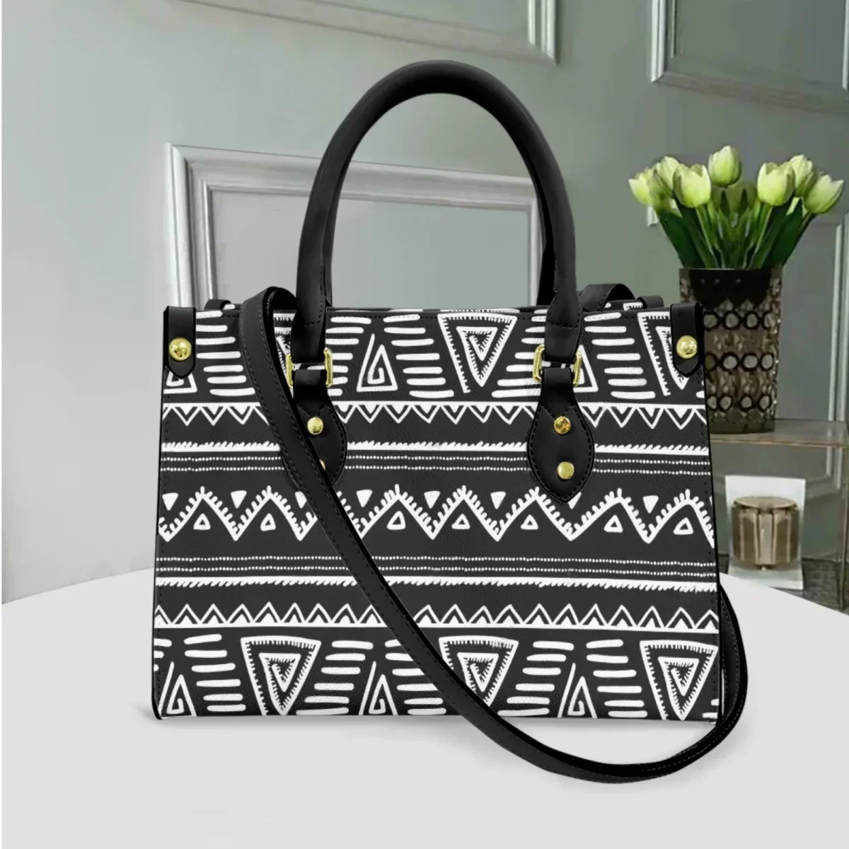 ヴィンテージエスニック PU レザーショルダーバッグ女性トッ - Ethnic Chic Fashion のレビューと価格