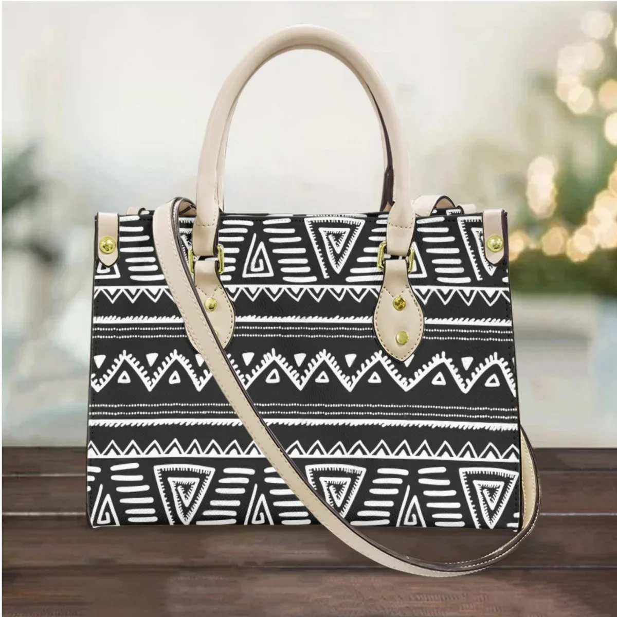 ヴィンテージエスニック PU レザーショルダーバッグ女性トッ - Ethnic Chic Fashion のレビューと価格